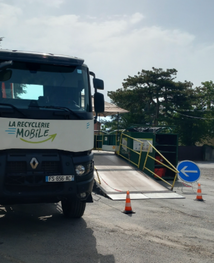 La Recyclerie Mobile du SYVADEC, à votre disposition, toute l’année sur la commune de Santa Maria di Lota !